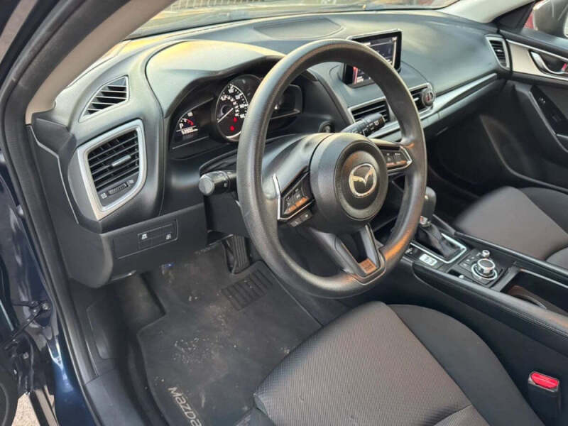 2017 Mazda MAZDA3 Sport