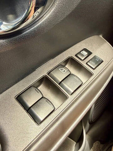 2016 Nissan Versa Note SV