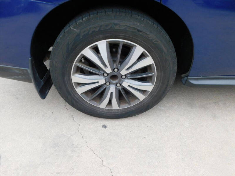 2017 Nissan Pathfinder S