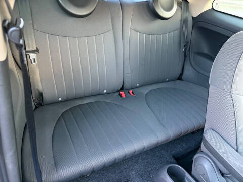 2012 FIAT 500 Lounge