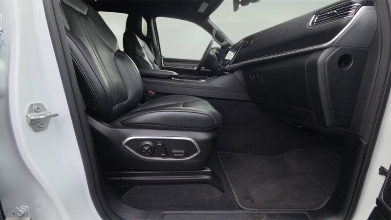 2023 Jeep Wagoneer L Series II