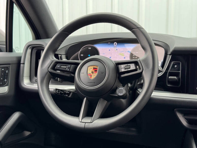 2024 Porsche Cayenne