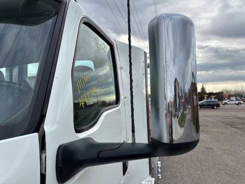 2021 International RH613