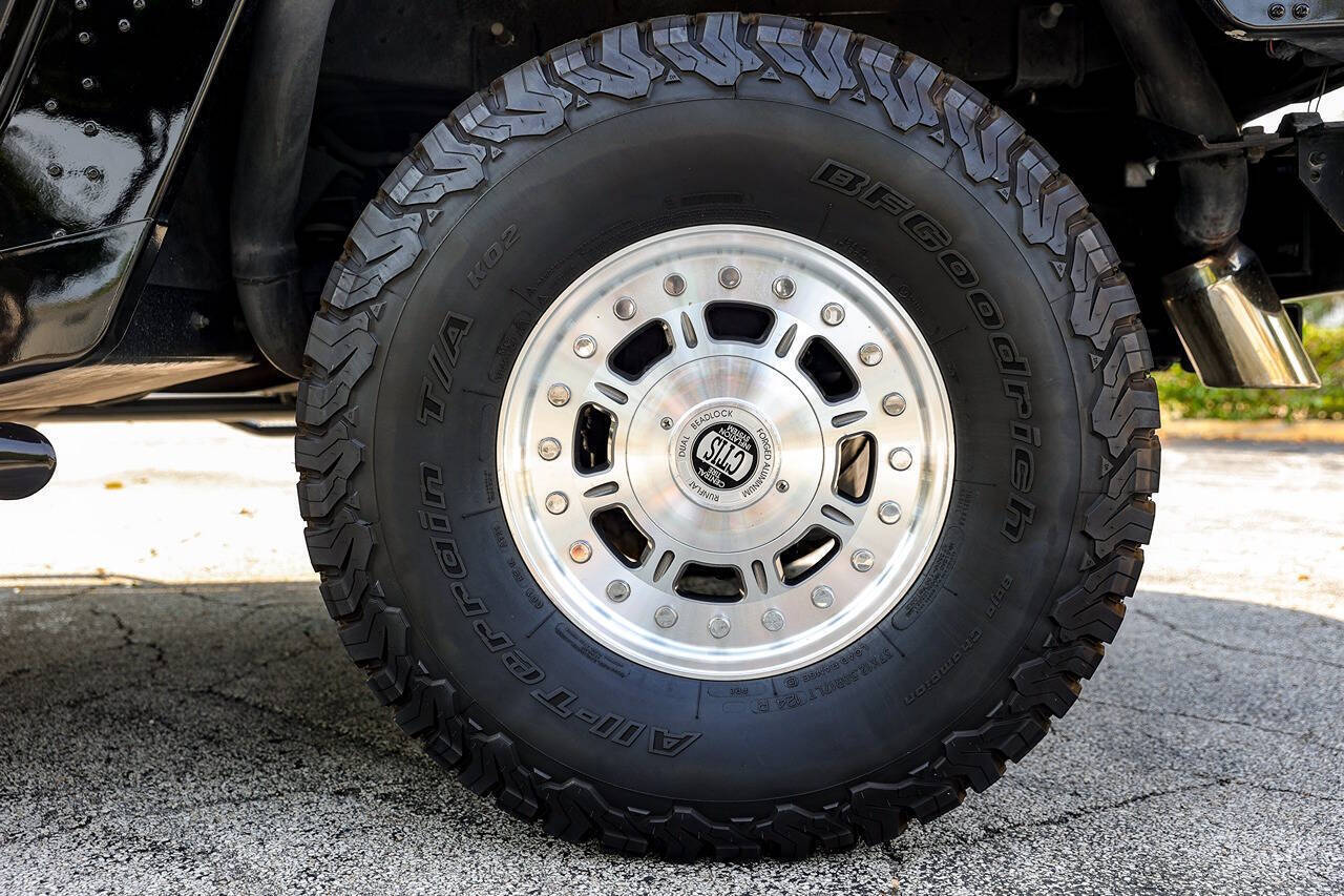 2004 HUMMER H1 16