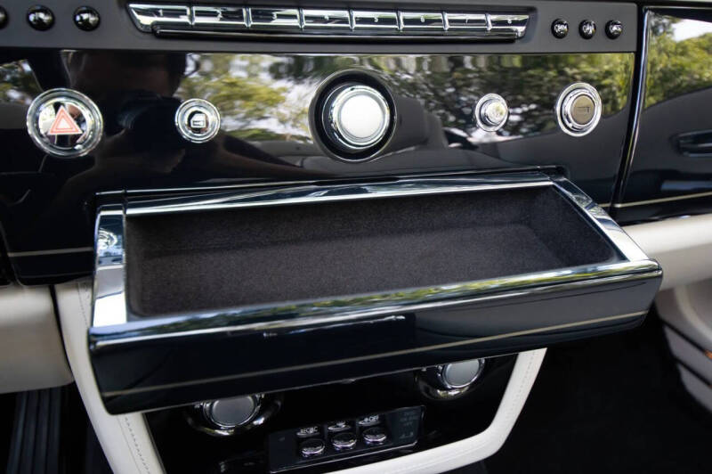 2016 Rolls-Royce Phantom Drophead Coupe