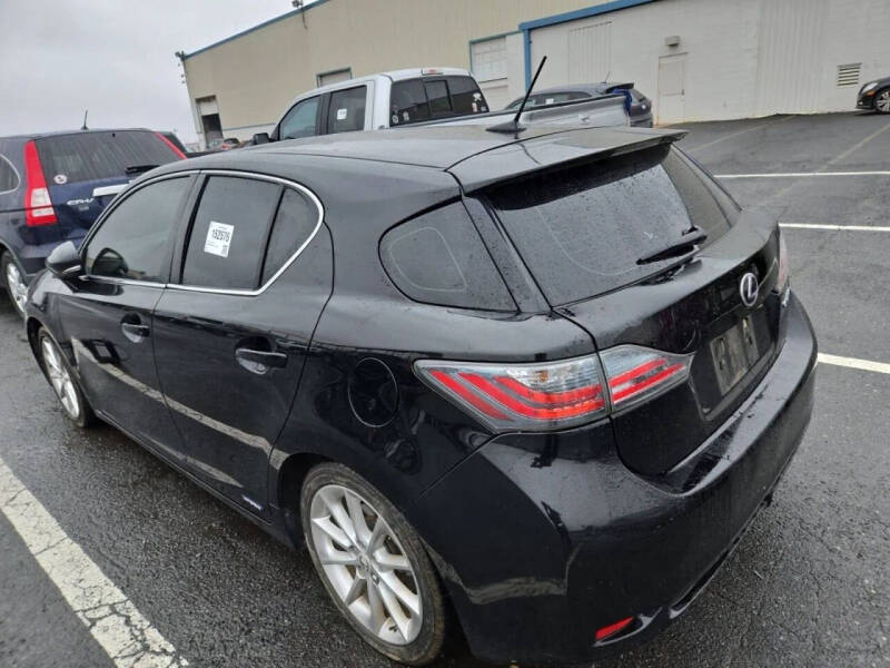 2011 Lexus CT 200h