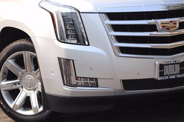 2020 Cadillac Escalade ESV Luxury