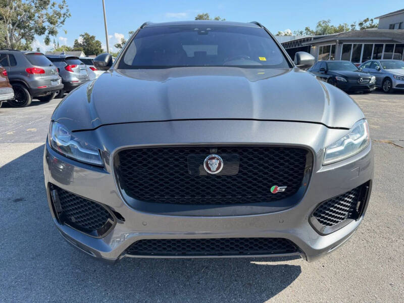 2019 Jaguar F-PACE S