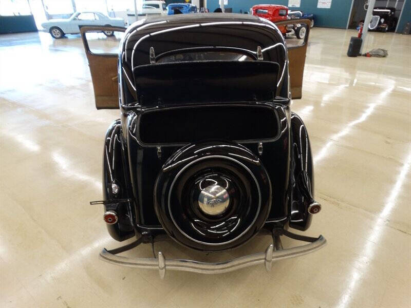 1936 Ford Tudor