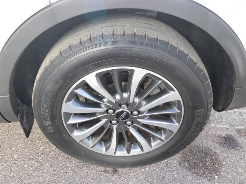 2021 Lincoln Nautilus Standard