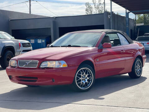 2000 Volvo C70