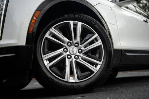 2024 Cadillac LYRIQ Tech