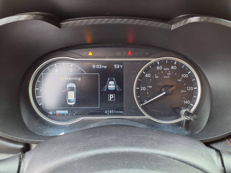 2024 Nissan Versa SR