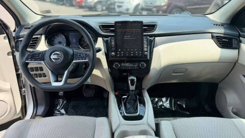 2017 Nissan Rogue Sport S
