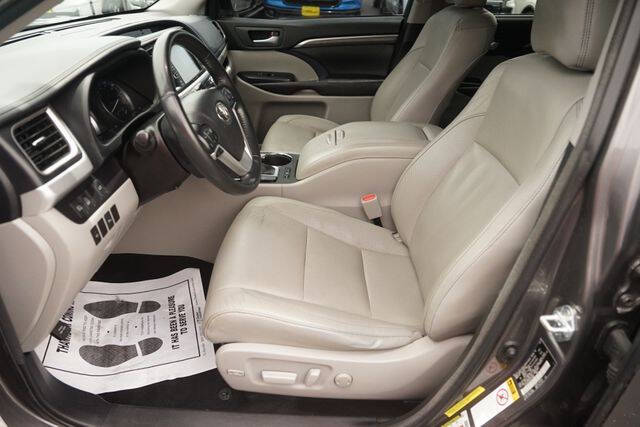 2017 Toyota Highlander Limited