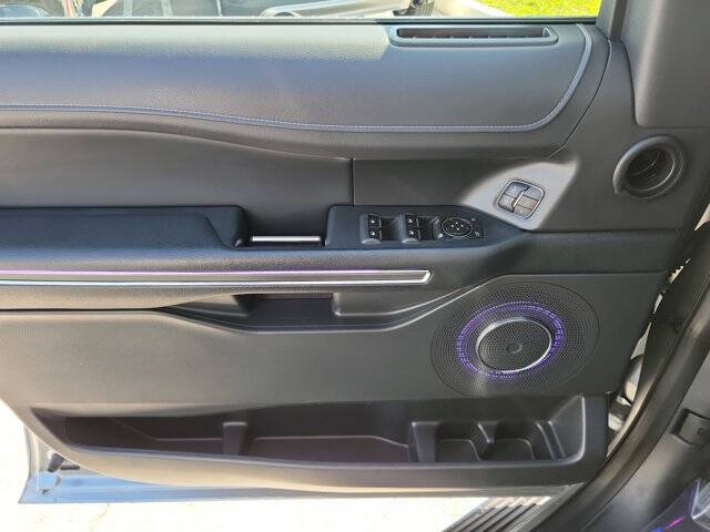 2023 Ford Expedition MAX XLT