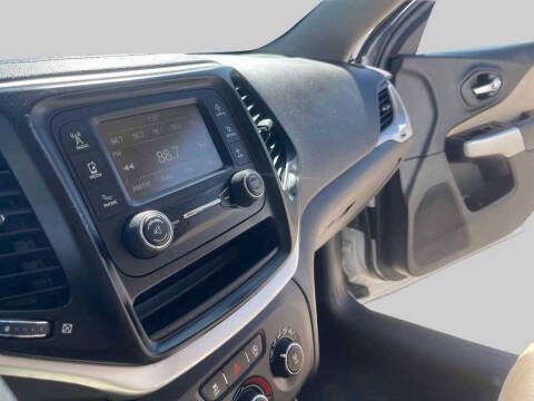 2018 Jeep Cherokee Latitude