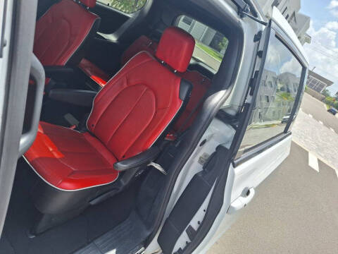 2020 Chrysler Pacifica Limited