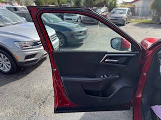 2024 Mitsubishi Outlander ES