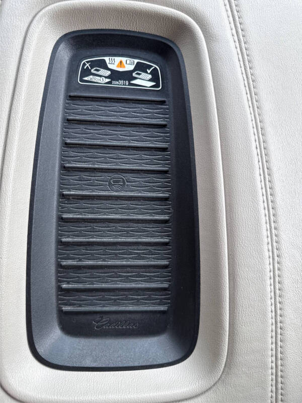 2018 Cadillac Escalade Luxury