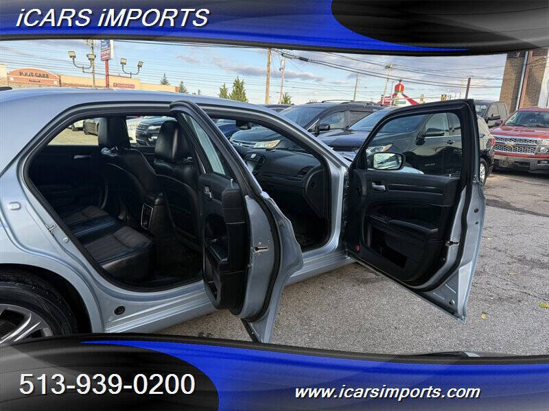 2013 Chrysler 300 Glacier Edition