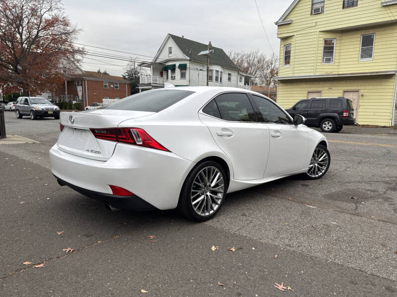 2014 Lexus IS 250 photo 7