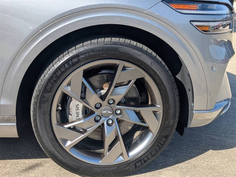 2023 Genesis Electrified GV70