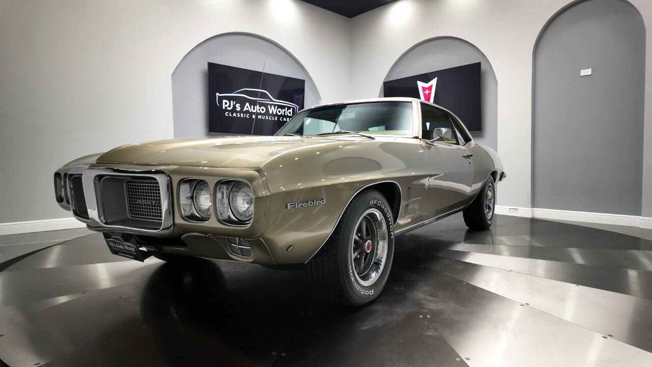 1969 Pontiac Firebird 16