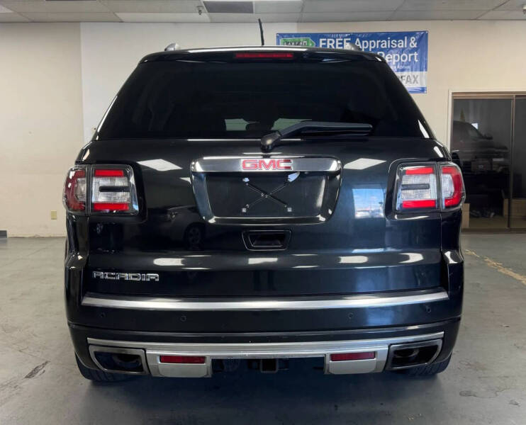 2015 GMC Acadia Denali