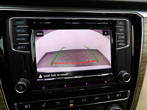 2018 Volkswagen Passat 2.0T SE