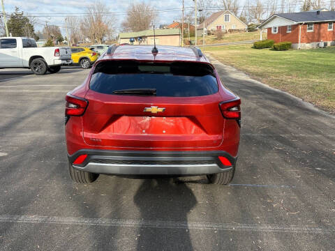 2024 Chevrolet Trax LT