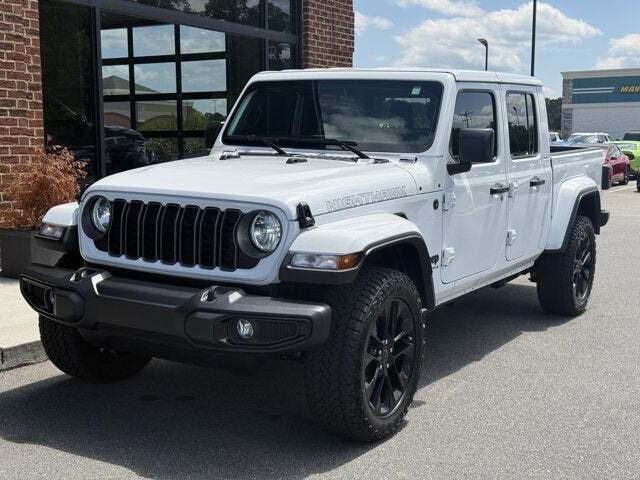 2025 Jeep Gladiator NightHawk