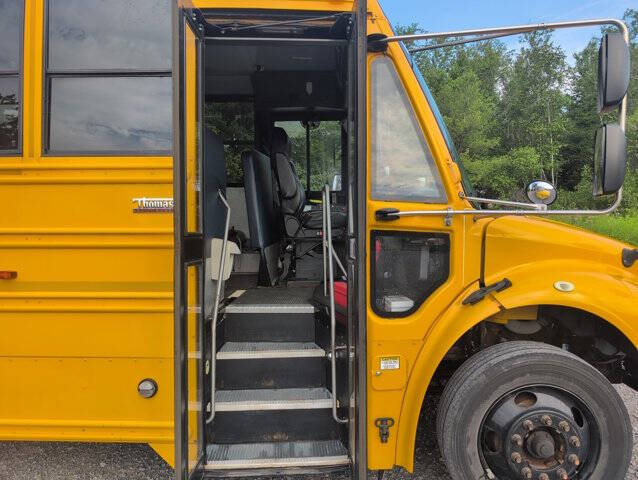 2019 Freightliner B2 Chassis