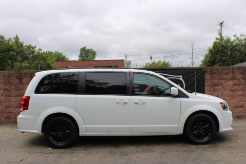 2020 Dodge Grand Caravan SE Plus