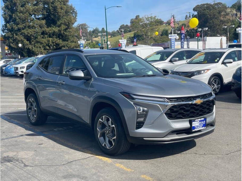 2024 Chevrolet Trax LT