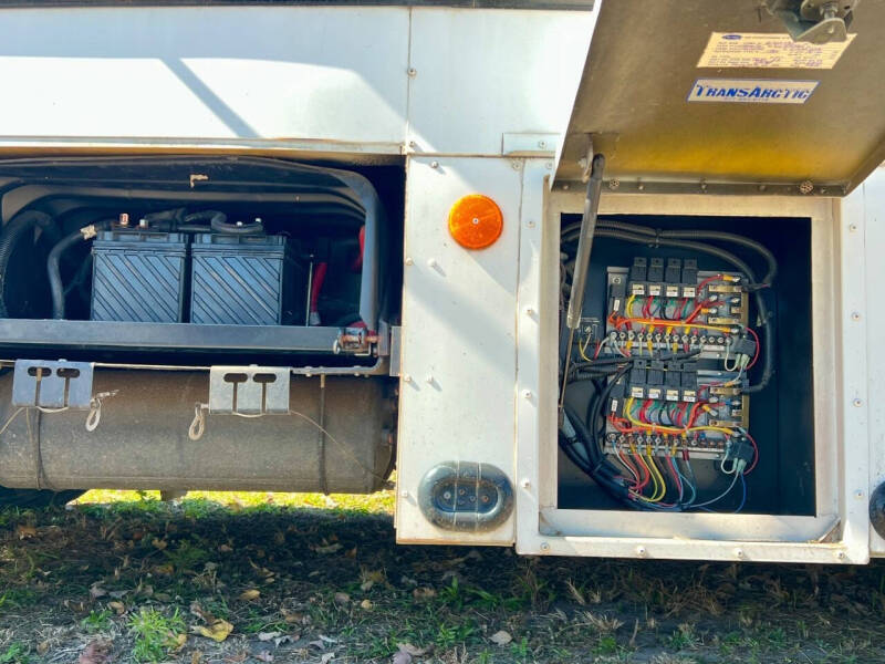 2008 Freightliner B2 Chassis