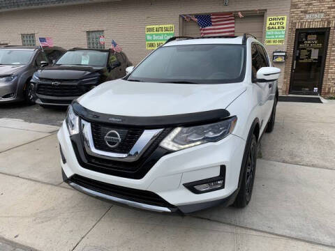 2017 Nissan Rogue SV Photo