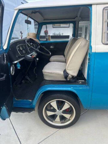 1972 Volkswagen Bus