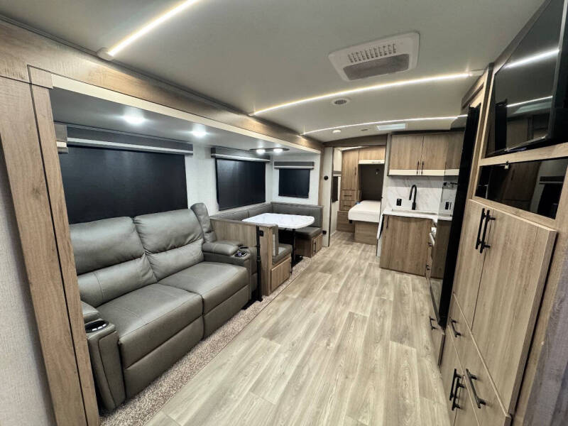 2024 Grand Design RV Imagine