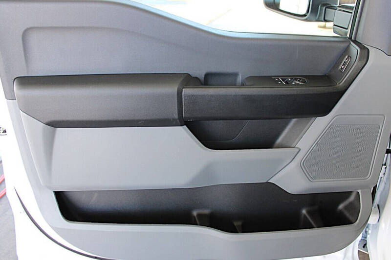 2025 Ford F-350 Super Duty XL