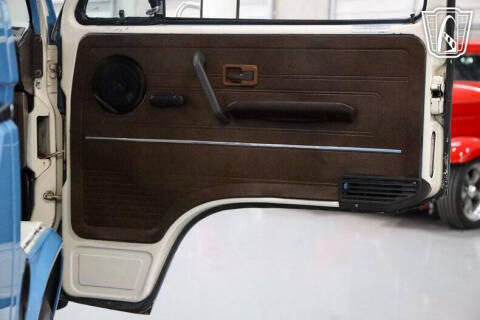 1982 Volkswagen Vanagon Camper