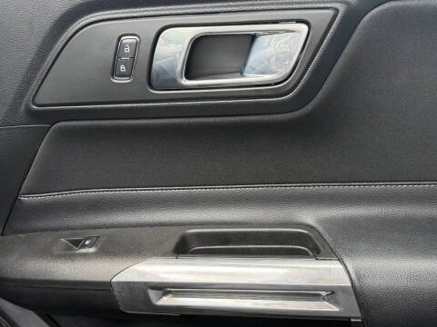 2018 Ford Mustang EcoBoost