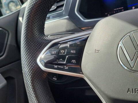 2022 Volkswagen Tiguan SE R-Line Black