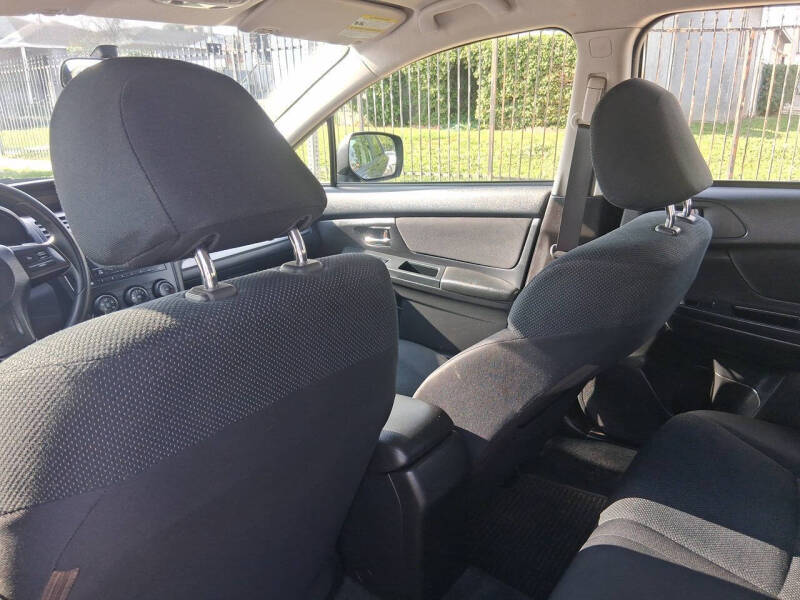 2013 Subaru Impreza 2.0i Premium