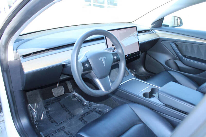2021 Tesla Model 3 Standard Range Plus