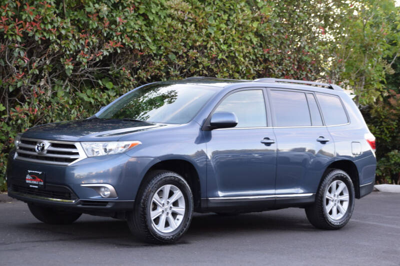 2013 Toyota Highlander for sale at Beaverton Auto Wholesale LLC in Hillsboro OR