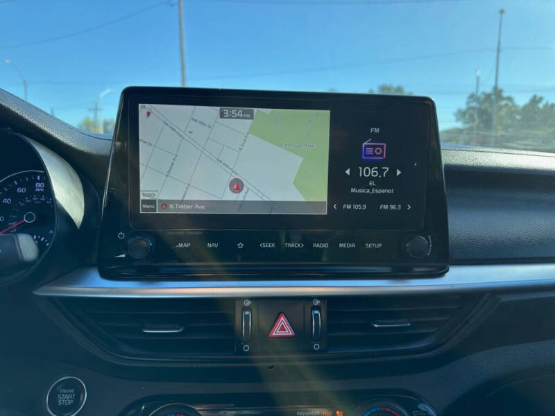 2022 Kia Forte GT Line