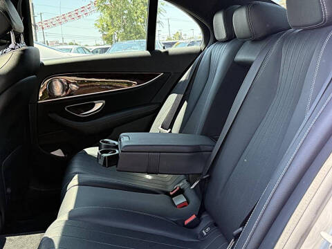 2017 Mercedes-Benz E-Class E 300 4MATIC