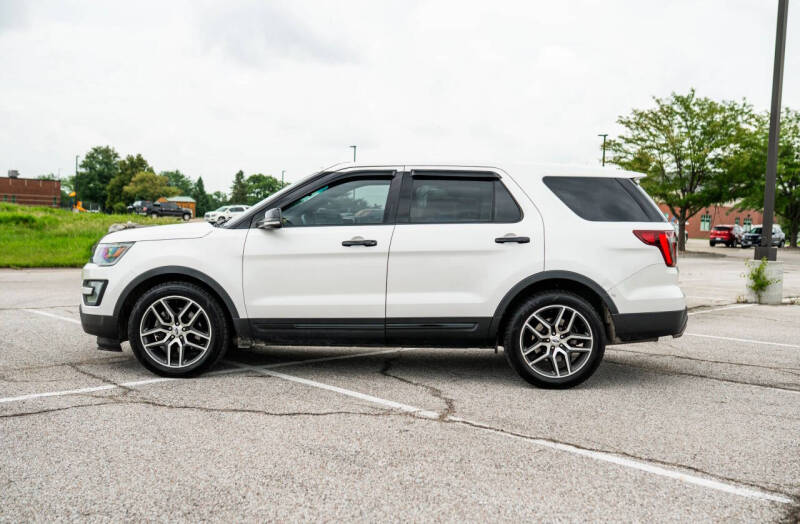 2017 Ford Explorer Sport