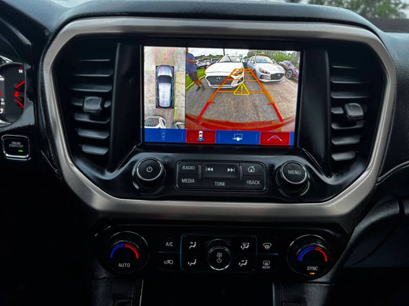 2017 GMC Acadia Denali